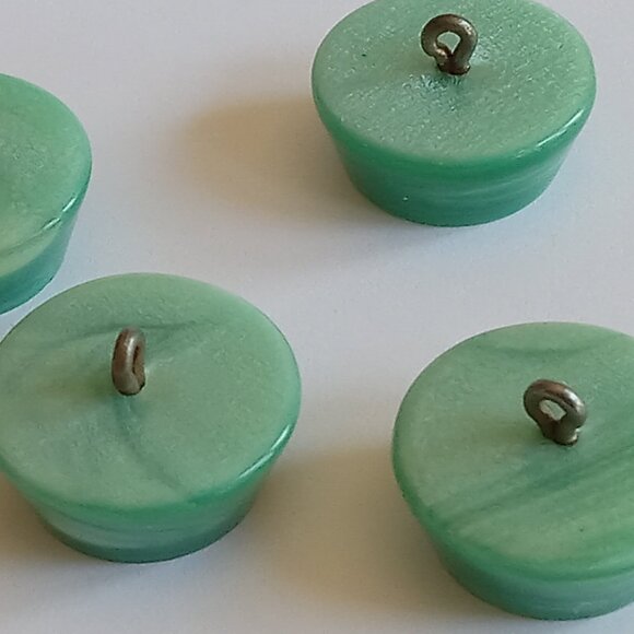 4 Vintage Rare Retro Sewing Buttons - Picture 11 of 14